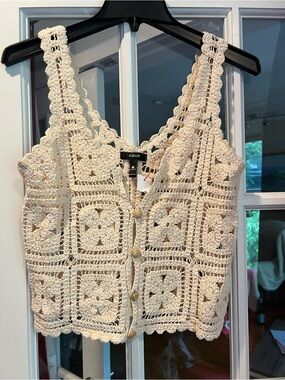 Aqua Cream Crochet Button-Front Crop Top